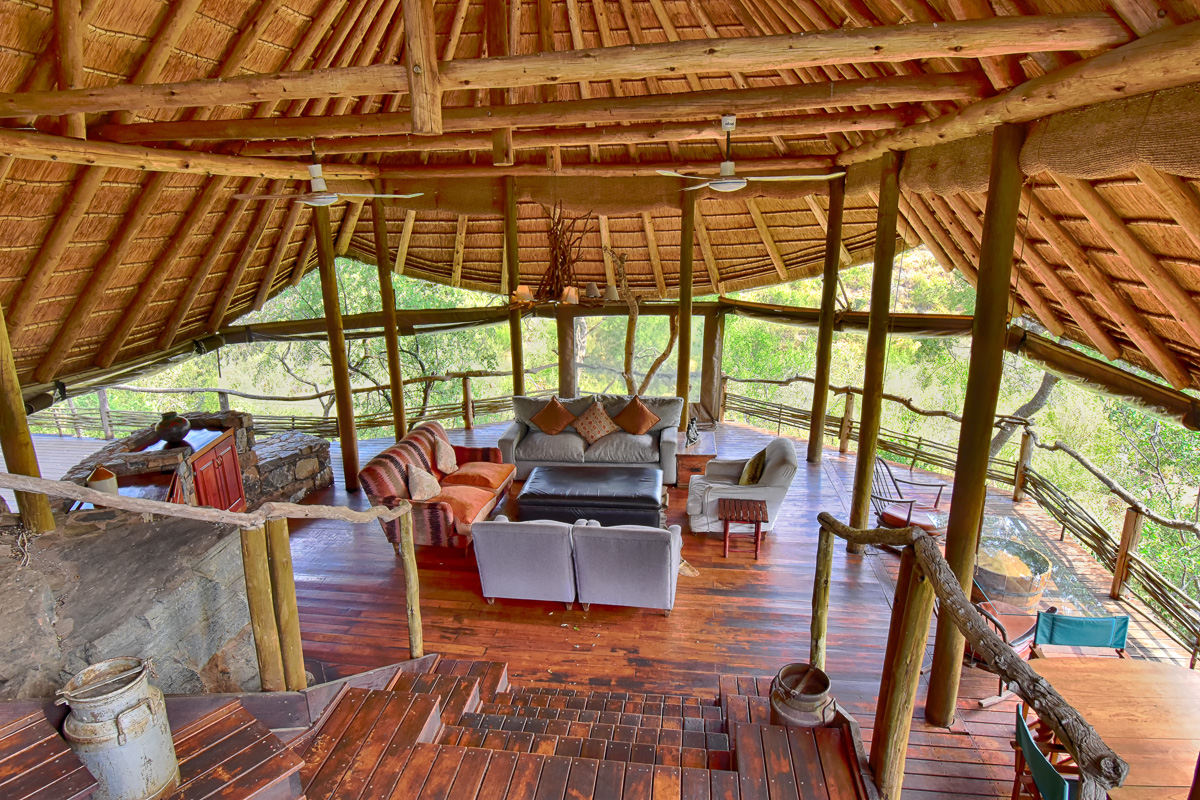 Buffalo ridge safari lodge lounge