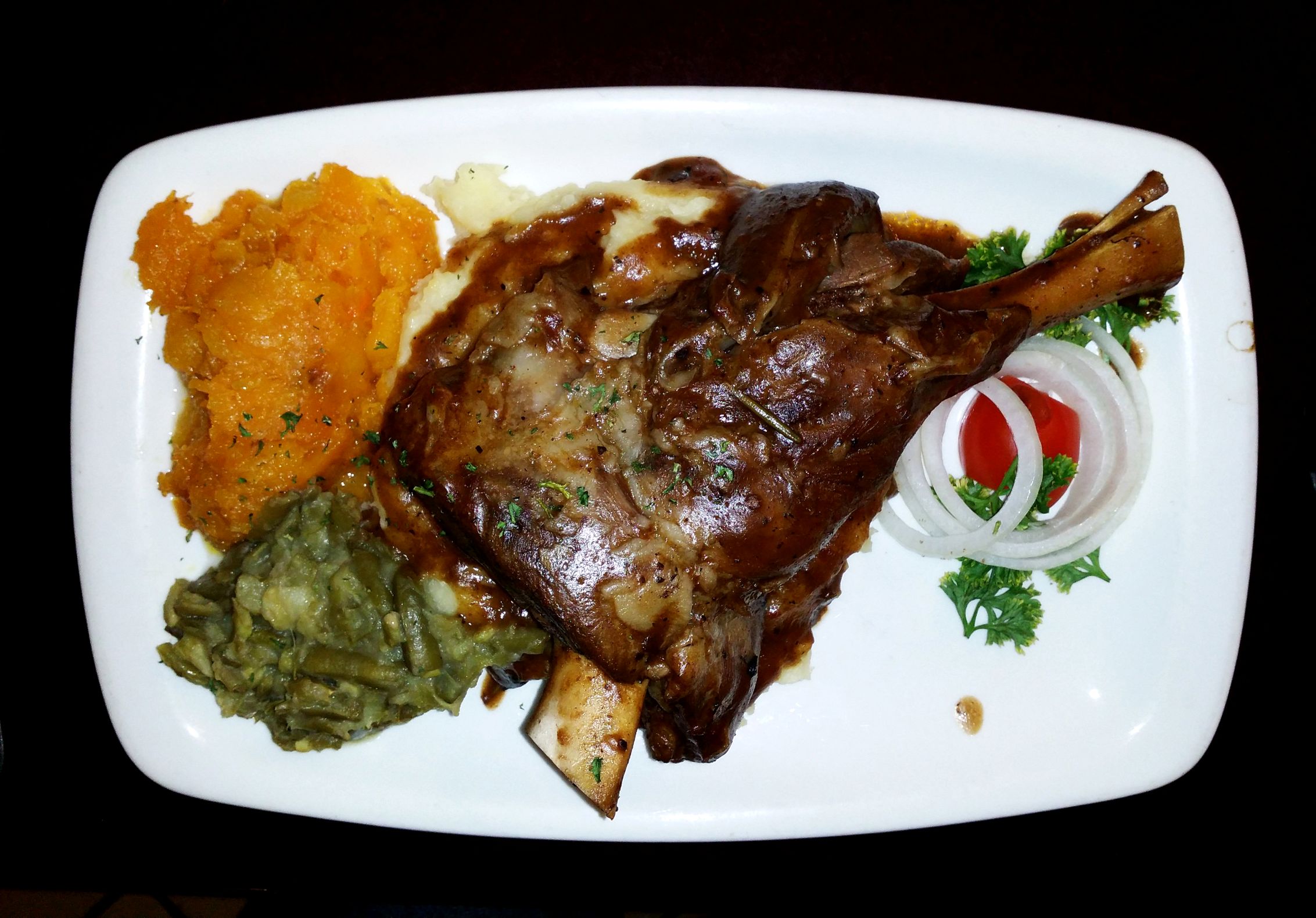 Bakgatla resorts dinner of Lamb Shank