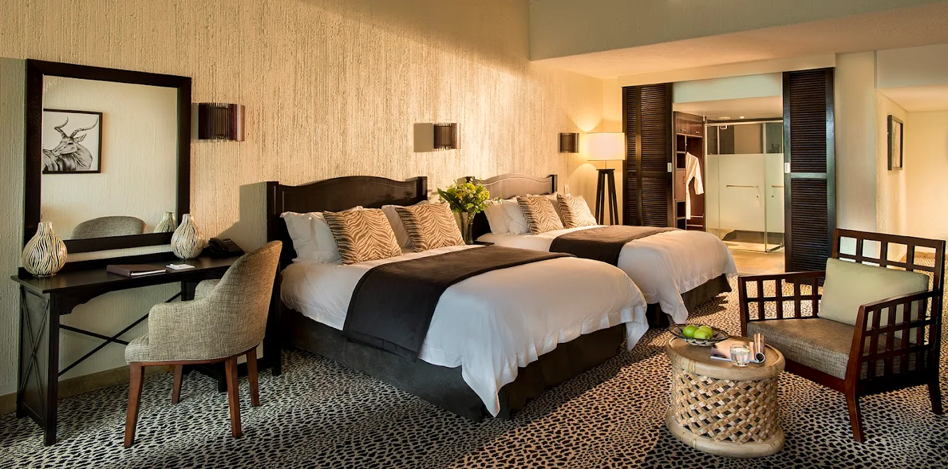 Bedroom at Bakubung Bush Lodge