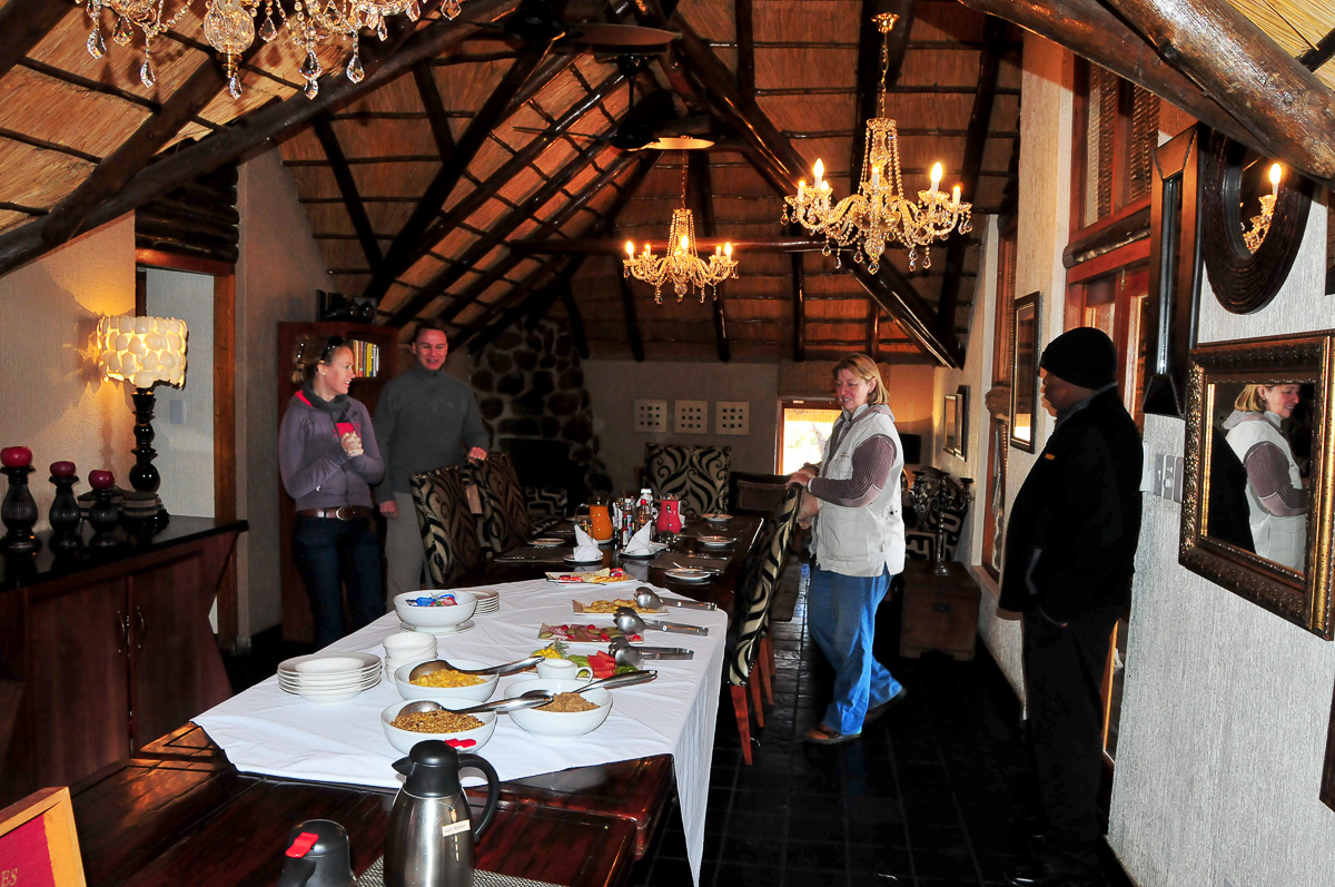 Breakfast in the dining room at Tshukudu