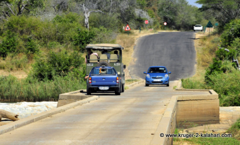 single lane bridge in Kruger Park