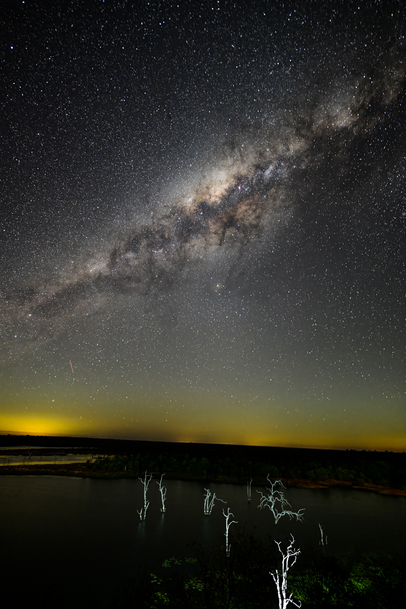 Milky way over Pioneer dam