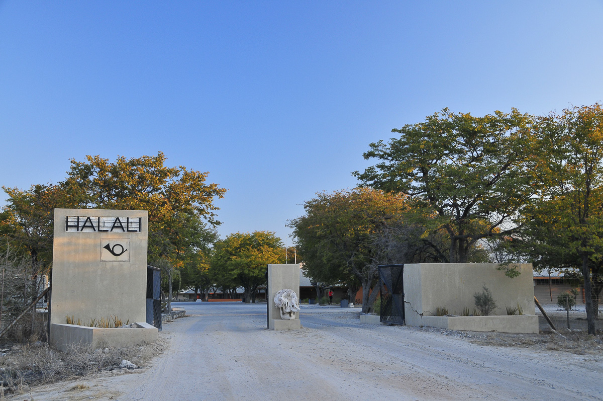 entrance gate to Halali camp