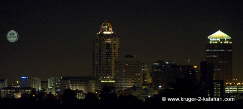 Hyundai balloon over Sandton