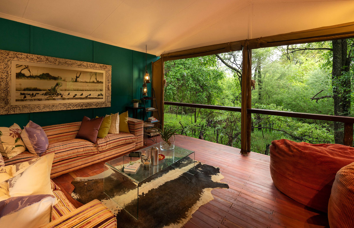 Jacis Tree Lodge breakaway lounge