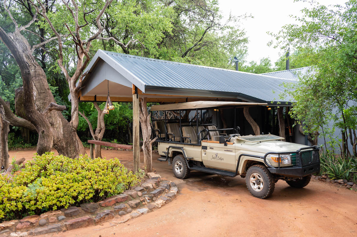 Jacis Tree Lodge Entrance