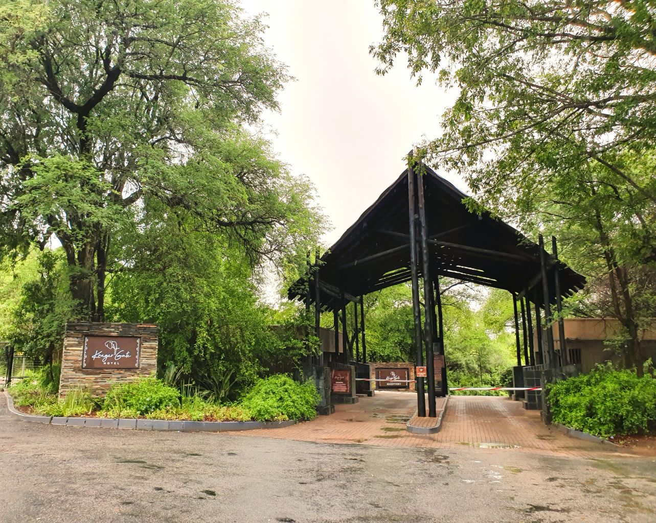 Main entrance to the Kruger Gate Hotel