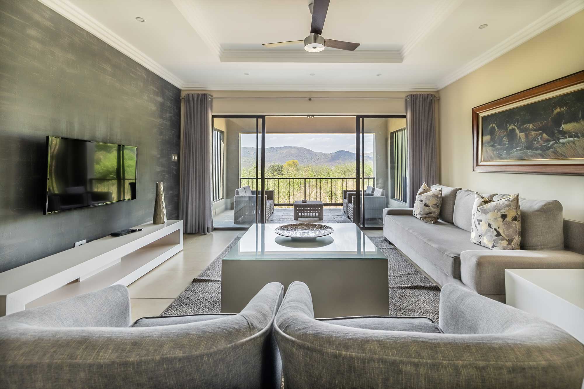 Family Suite lounge area at Shepherds Tree Lodge