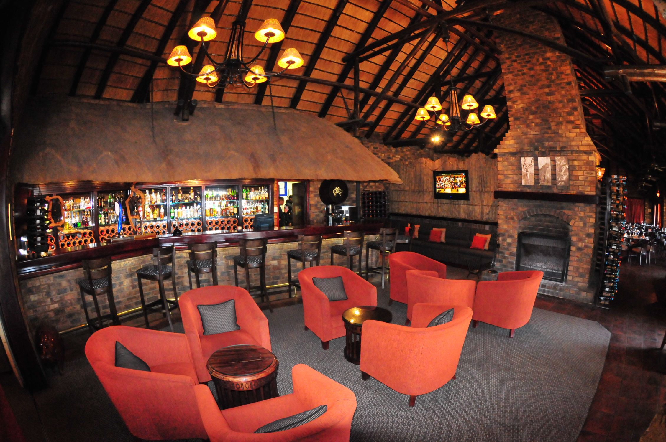 Bakubung lounge and bar area