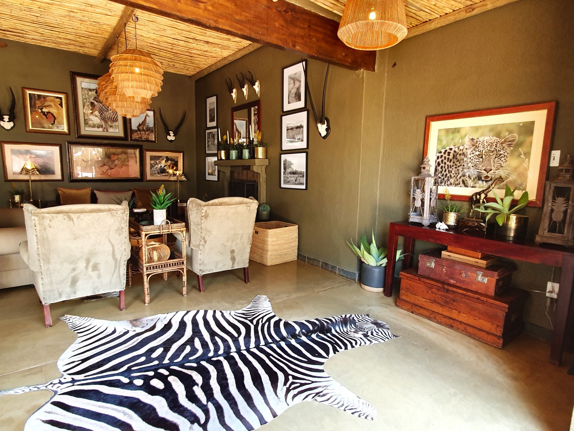the lounge are at Lats Word Madikwe the lounge are at Lats Word Madikwe
