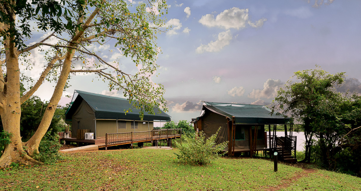 Lower Sabie river facing Safari tents one new and one old