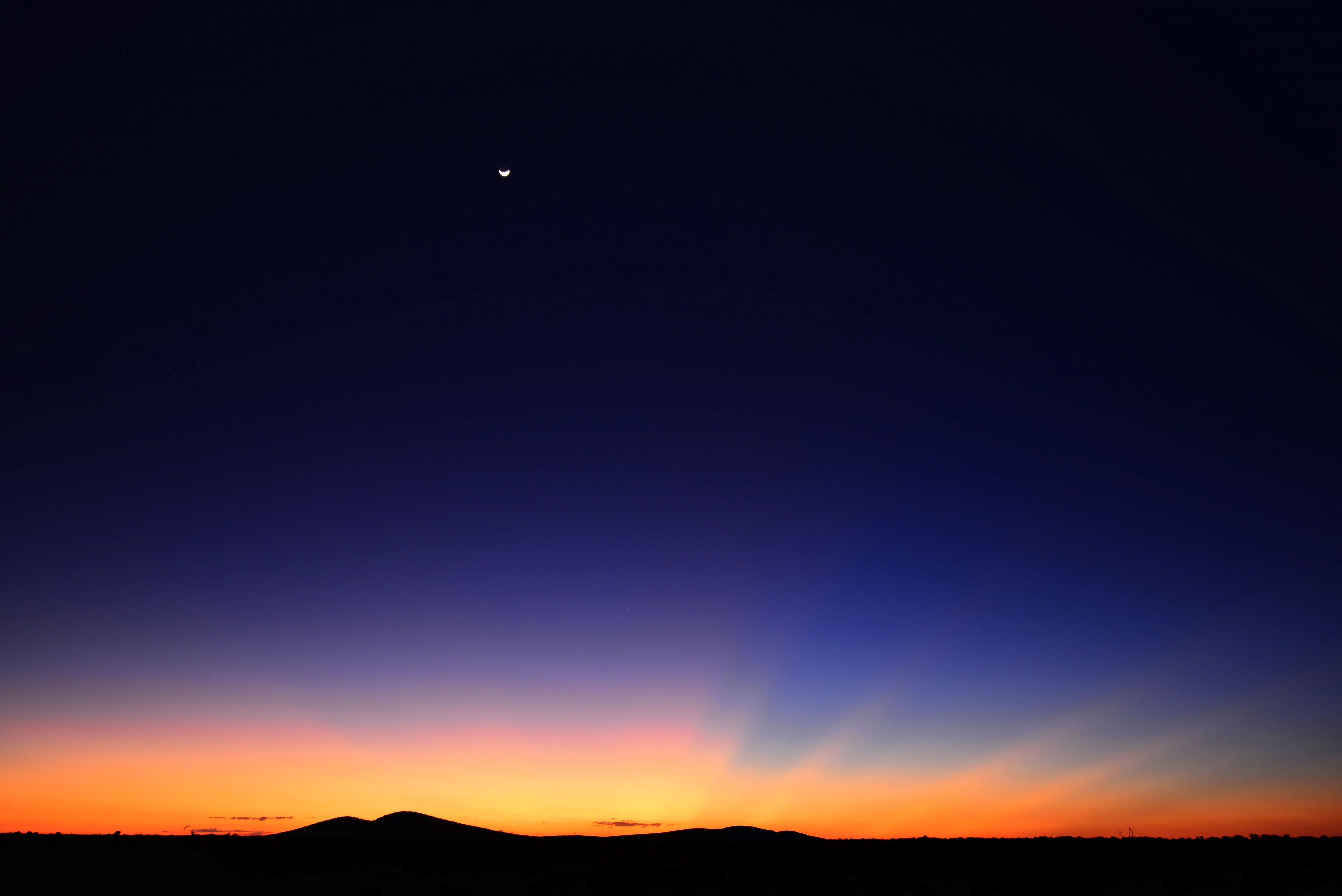 Sunrise Image taken from the sleepout hide at Makanyane Safari Lodge