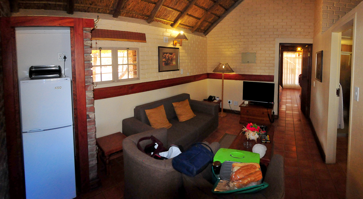 Manyane chalet lounge