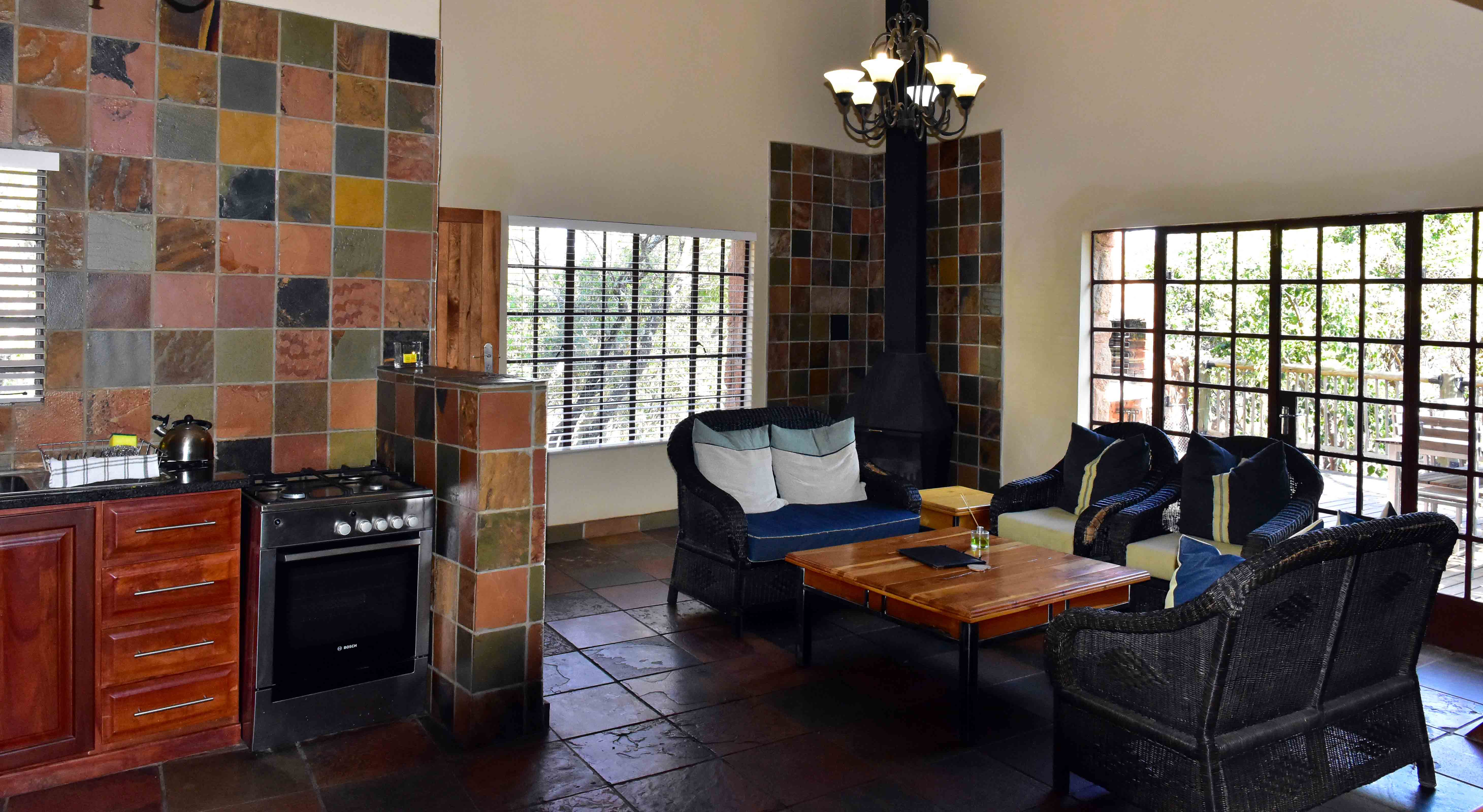 Milorho Lodge cottage lounge