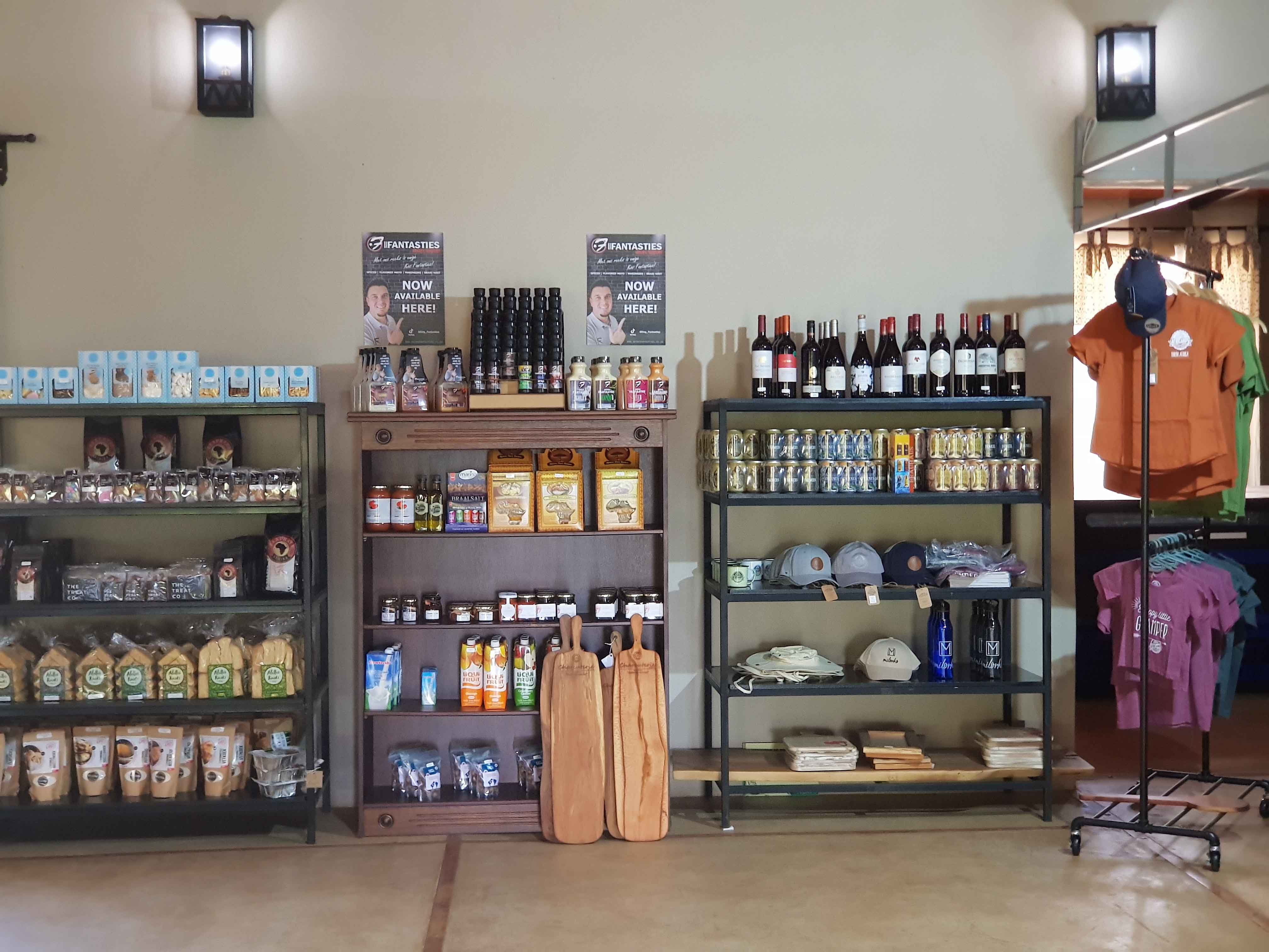 Milorho Lodge shop