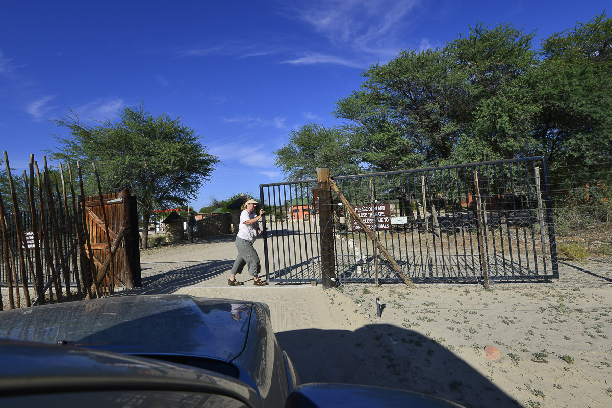 Nossob camps gate