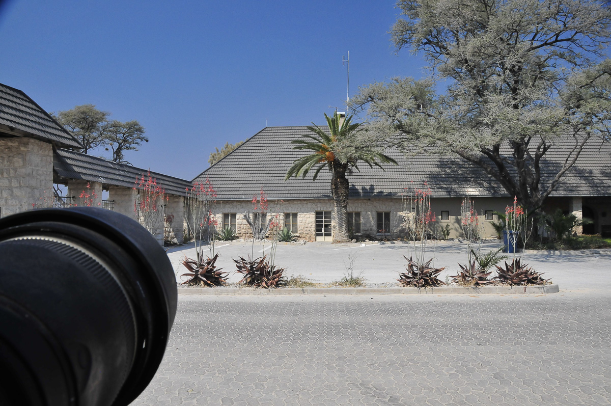 Okaukuejo reception building