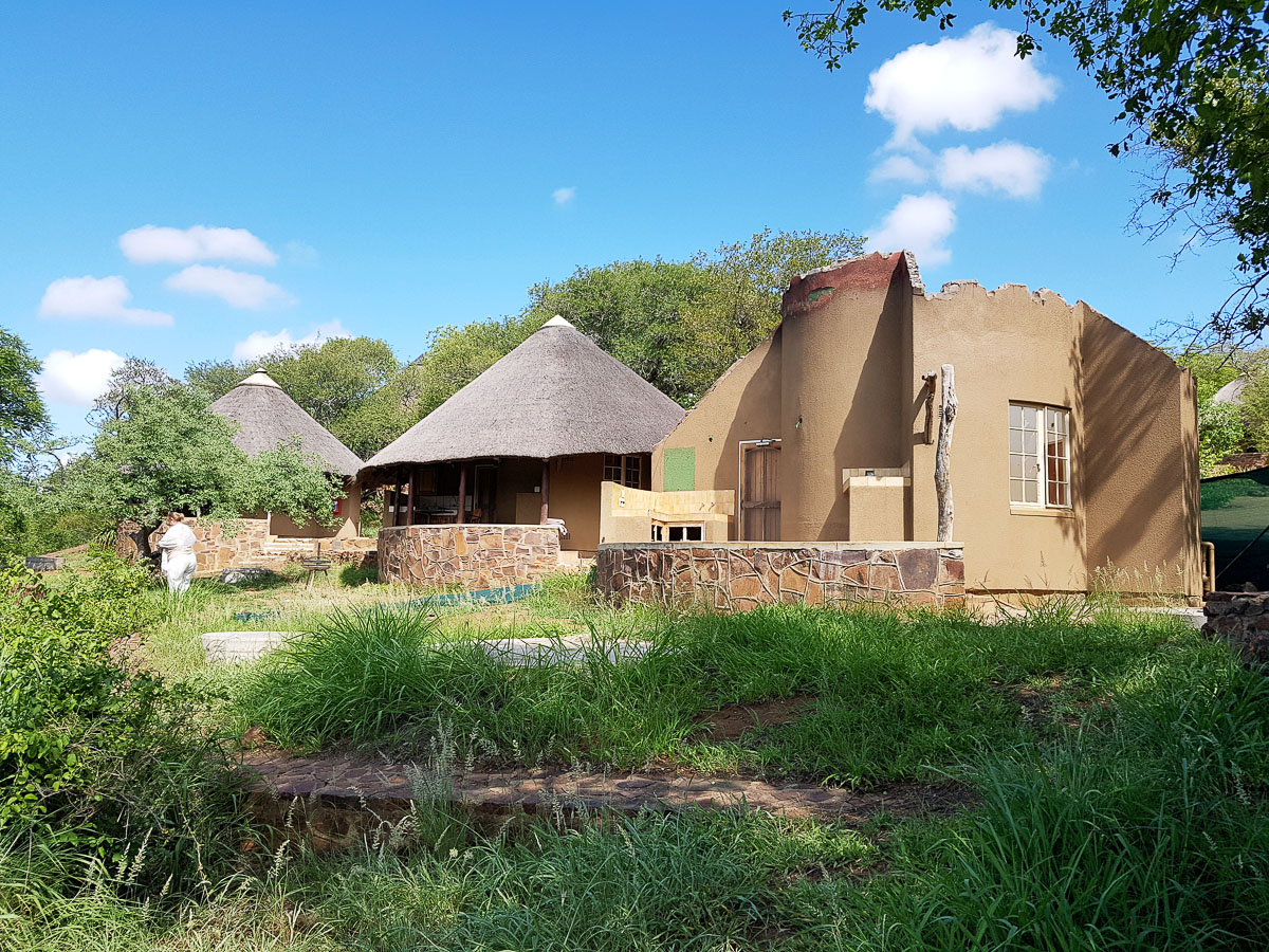 Olifants bungalow burnt down