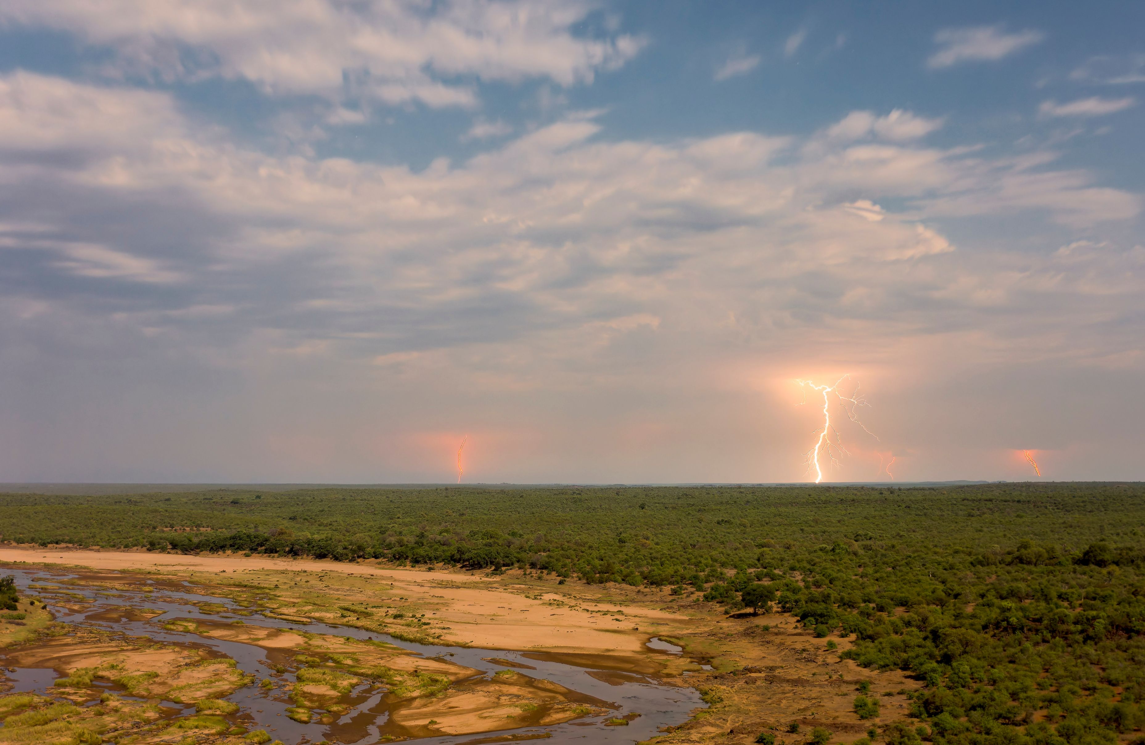 Lightning bolt landscape - captured from Olifants camp