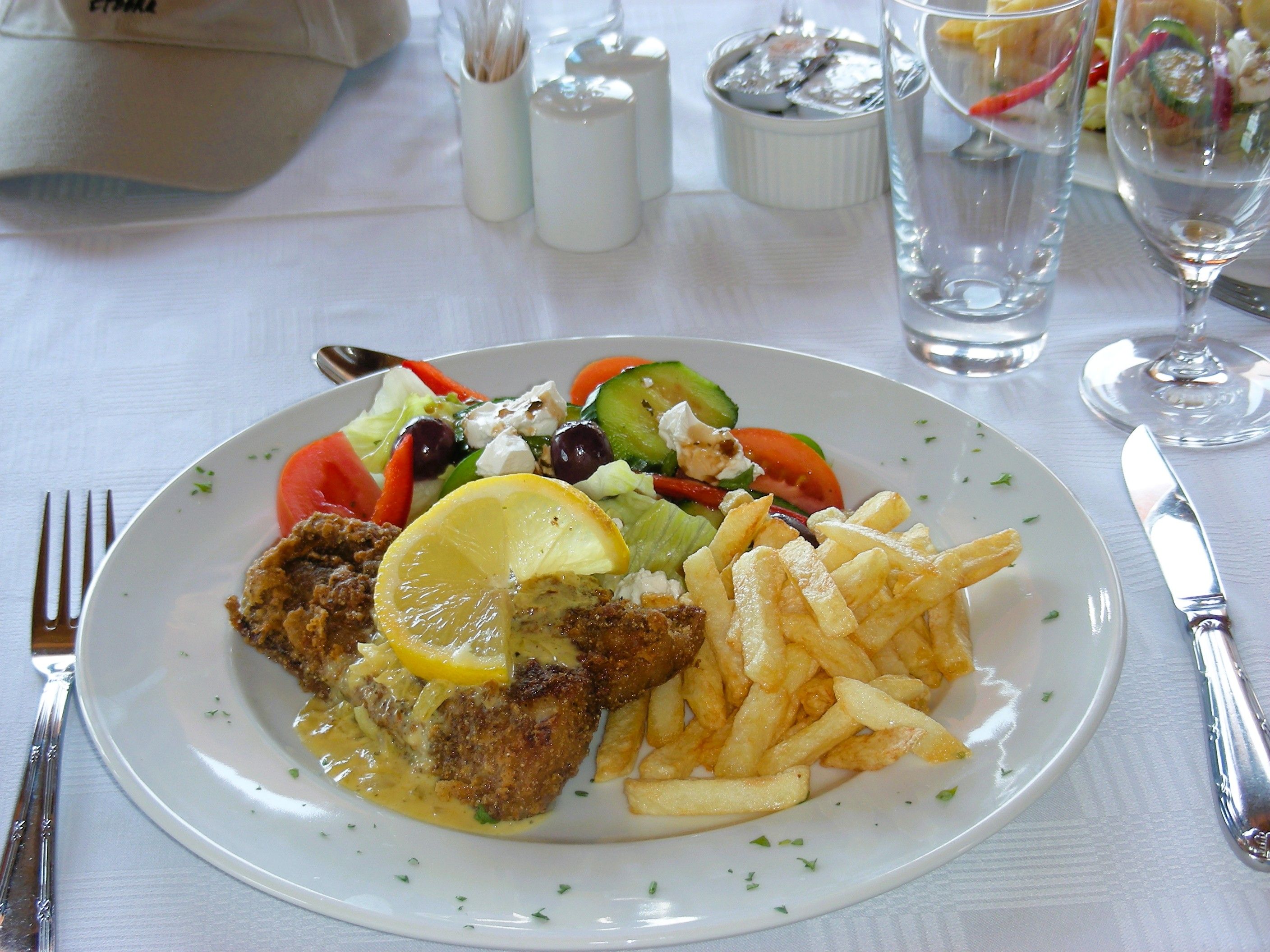 Lunch at Onkoshi Lodge in Etosha
