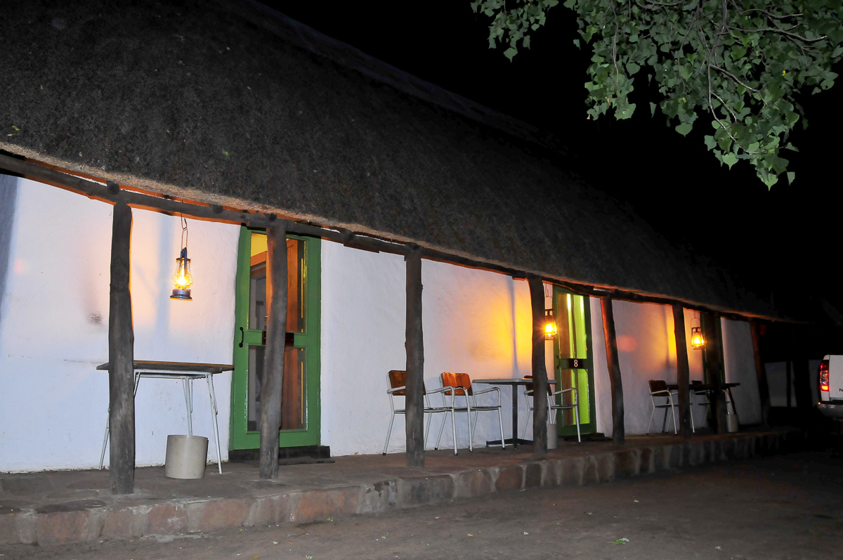 Punda camp Bungalows at night