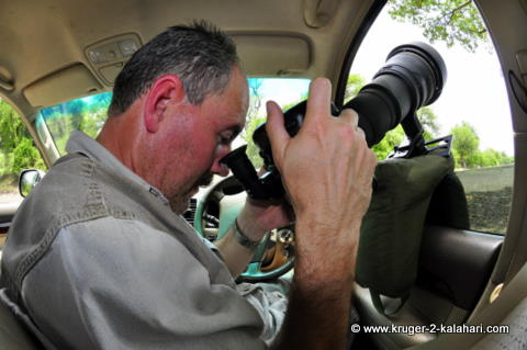 Using the right-angle viewfinder at Pafuri Using the right-angle viewfinder at Pafuri