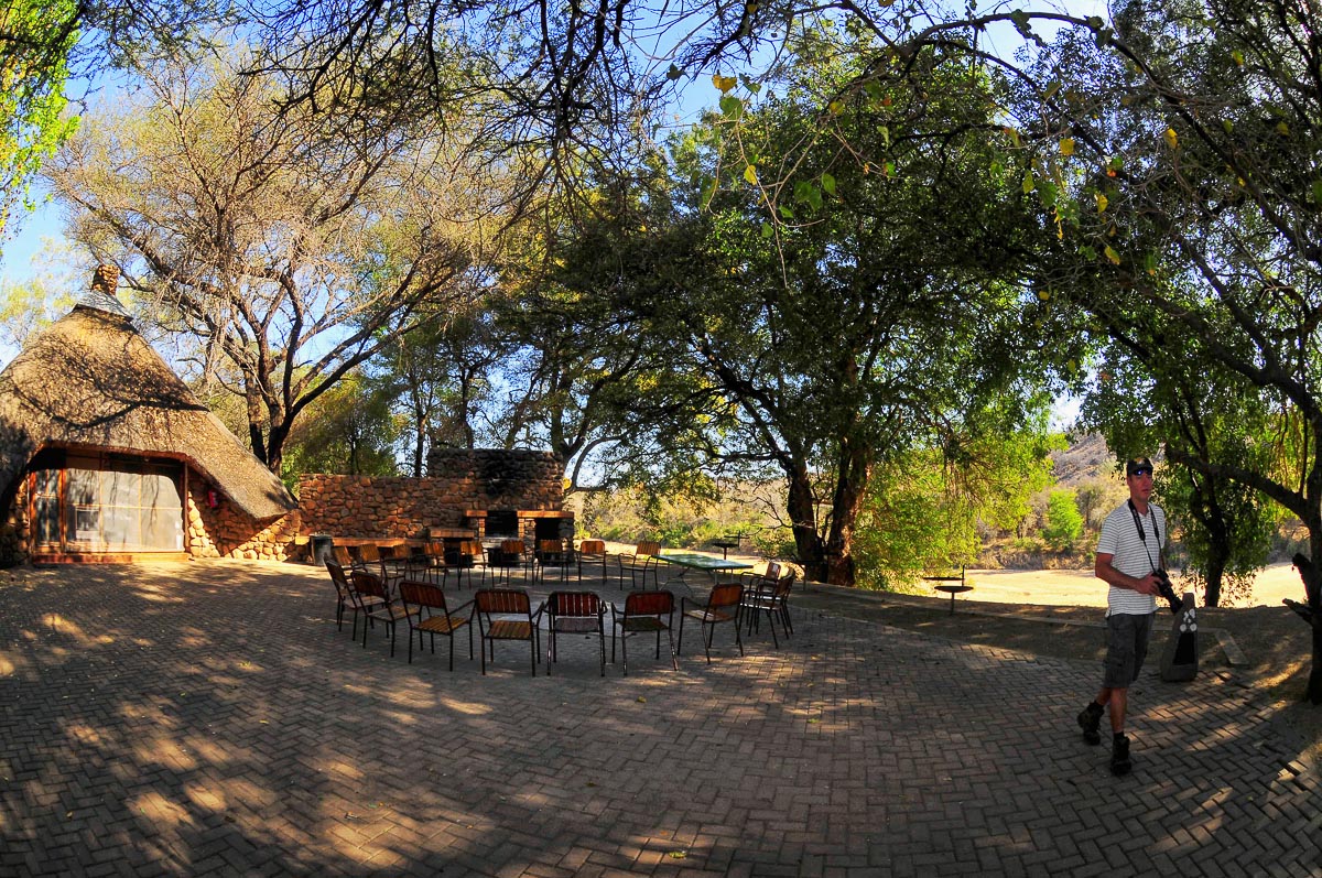 Roodewal boma overlooking the Timbavati river