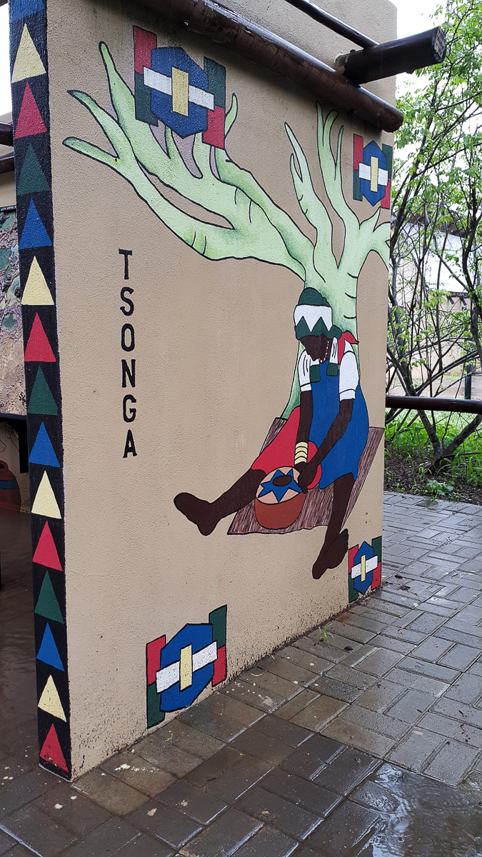 Tsonga mural in Satara camps day visitors area