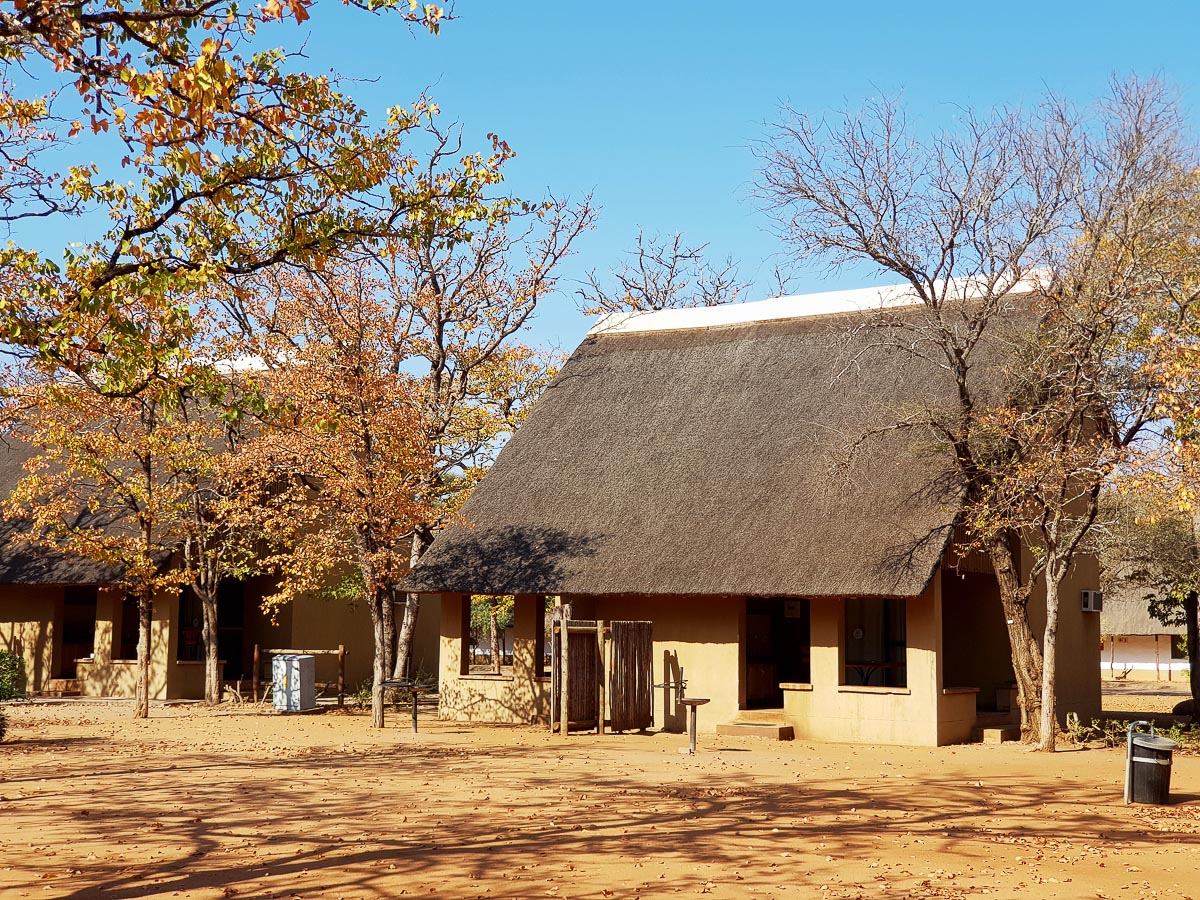 Shingwedzi camps modern bungalows