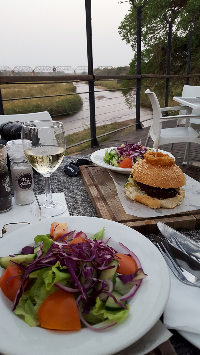 Skukuza lunch with a view at the Cattle Baron