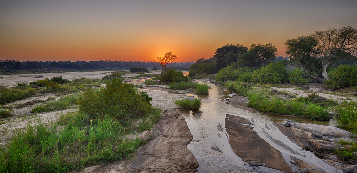 Sunrise over the Sabie River on the H12 Bridge near Skukuza in the Kruger National Park