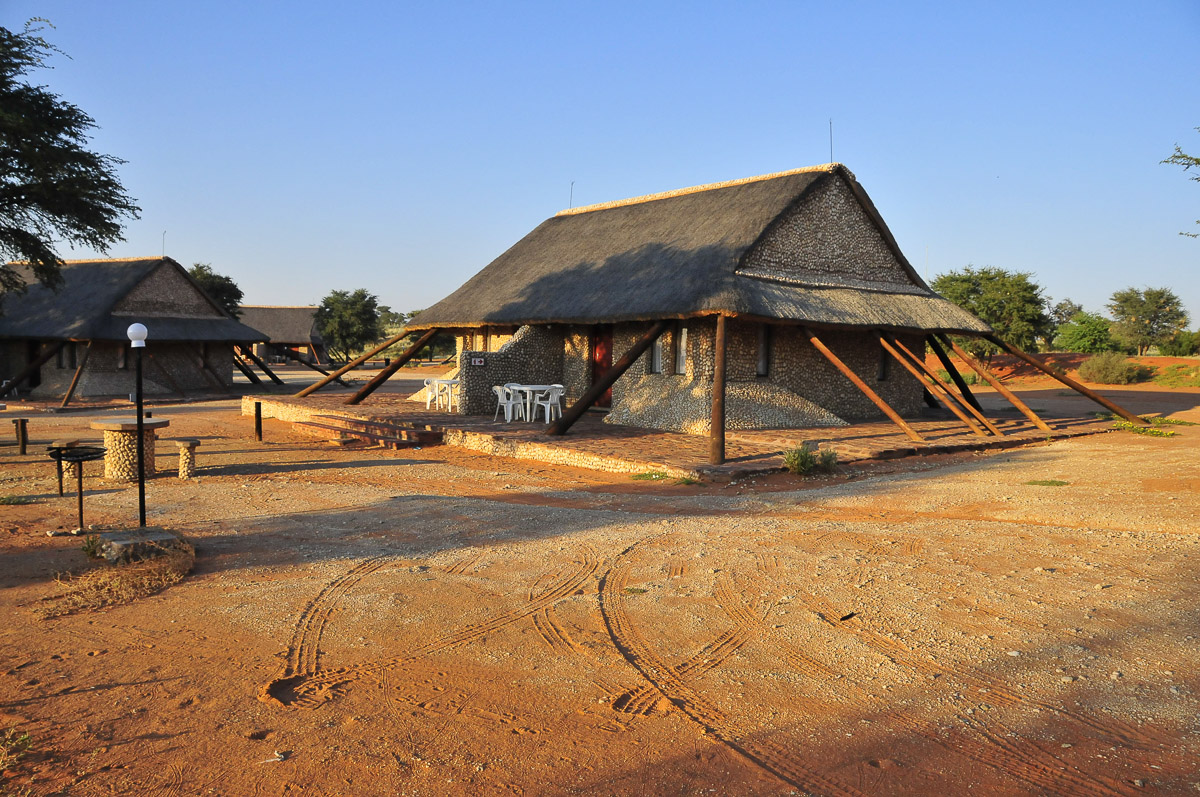 The chalets at Twee Rivieren camp in Kalahari