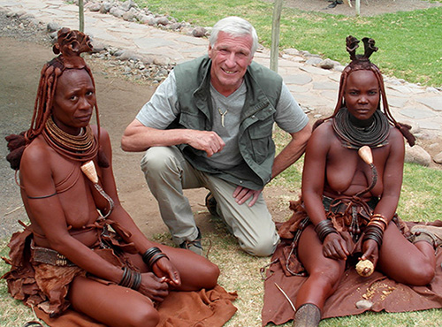 Tony with two Himba women