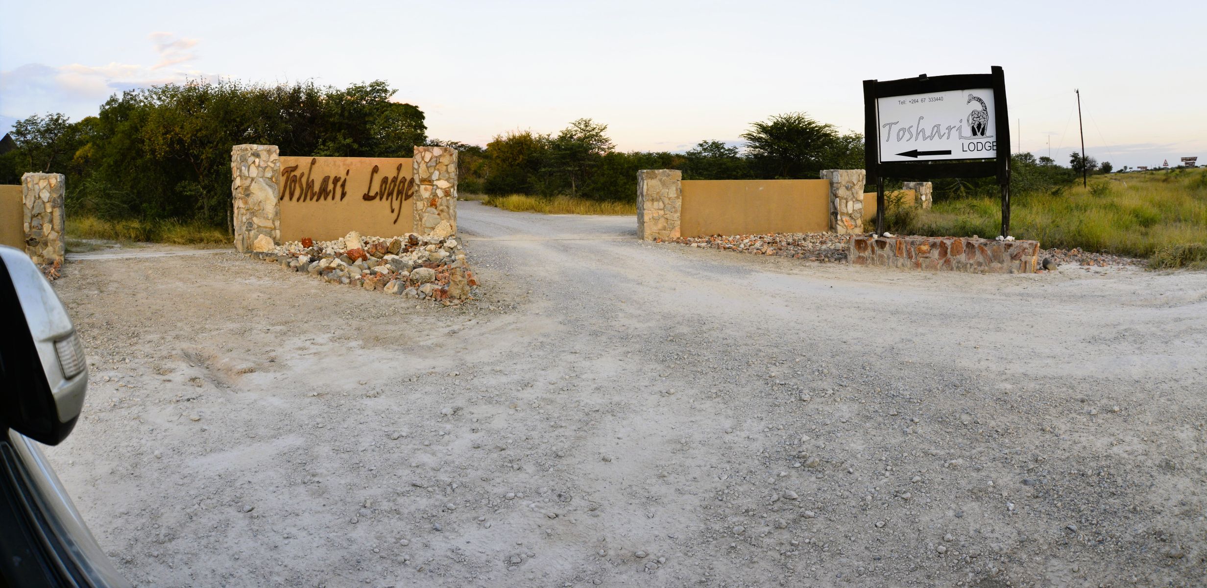 Entrance to Toshari Lodge and campsite
