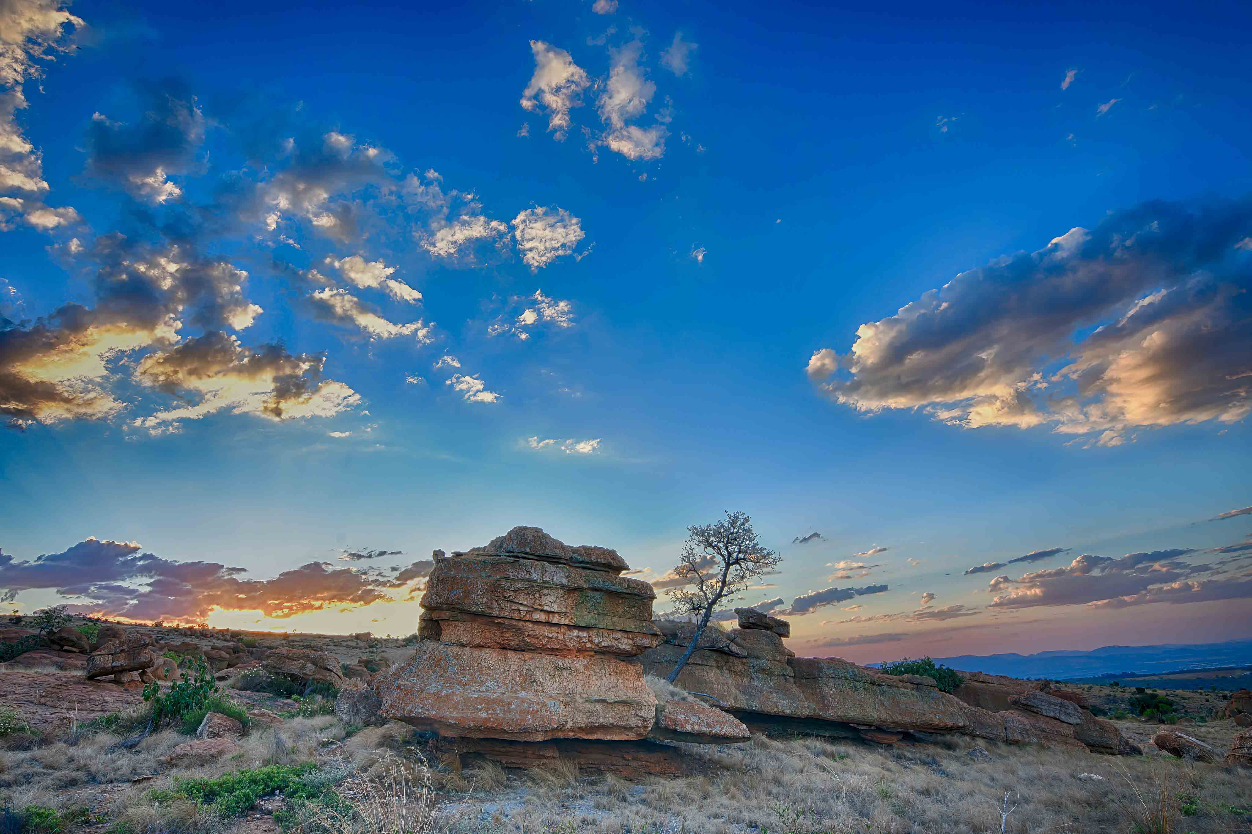 Sunset on the Milorho Lodge hiking trail