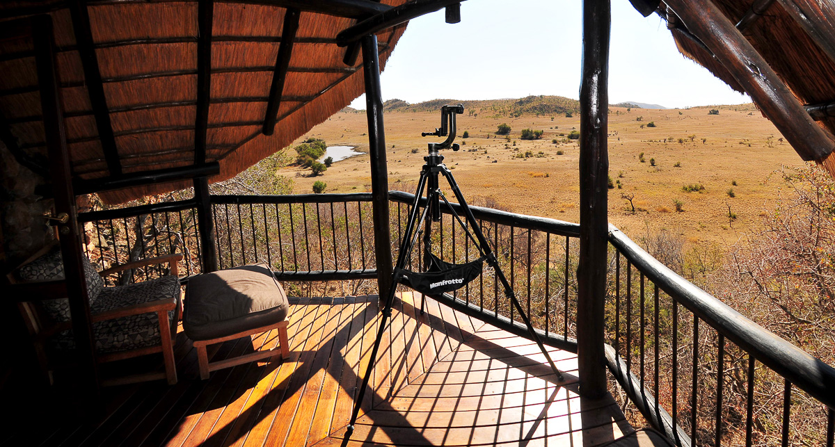 Tshukudu luxury chalet deck