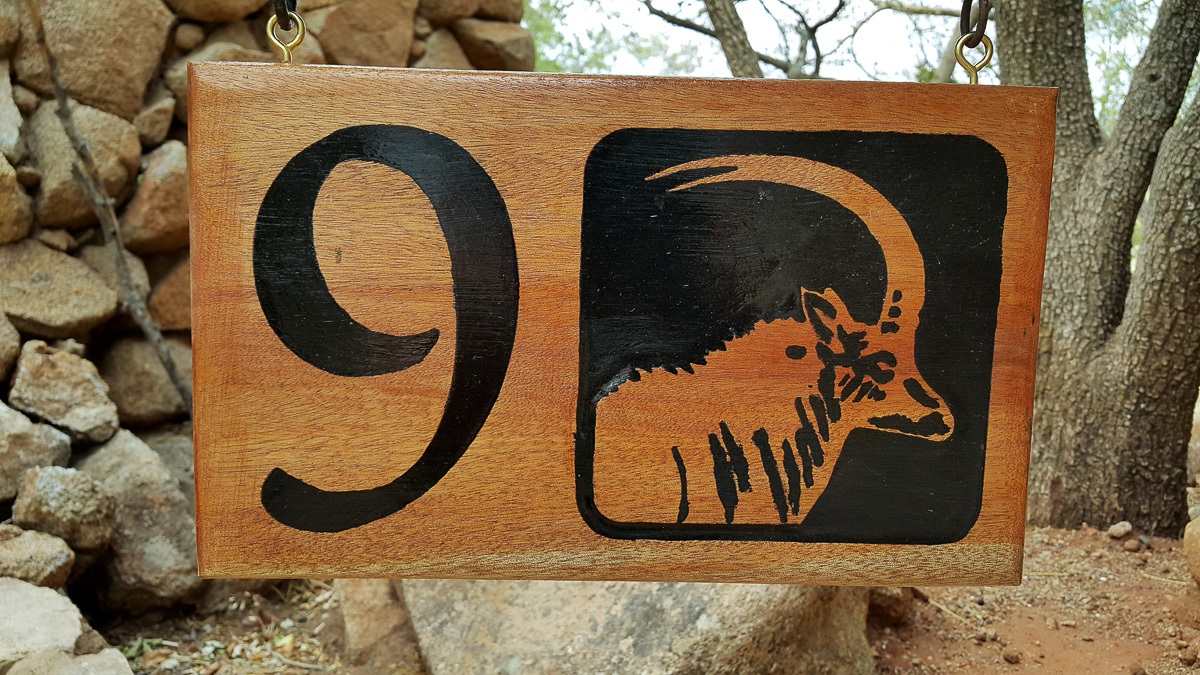 Tshukudu luxury sable suite sign