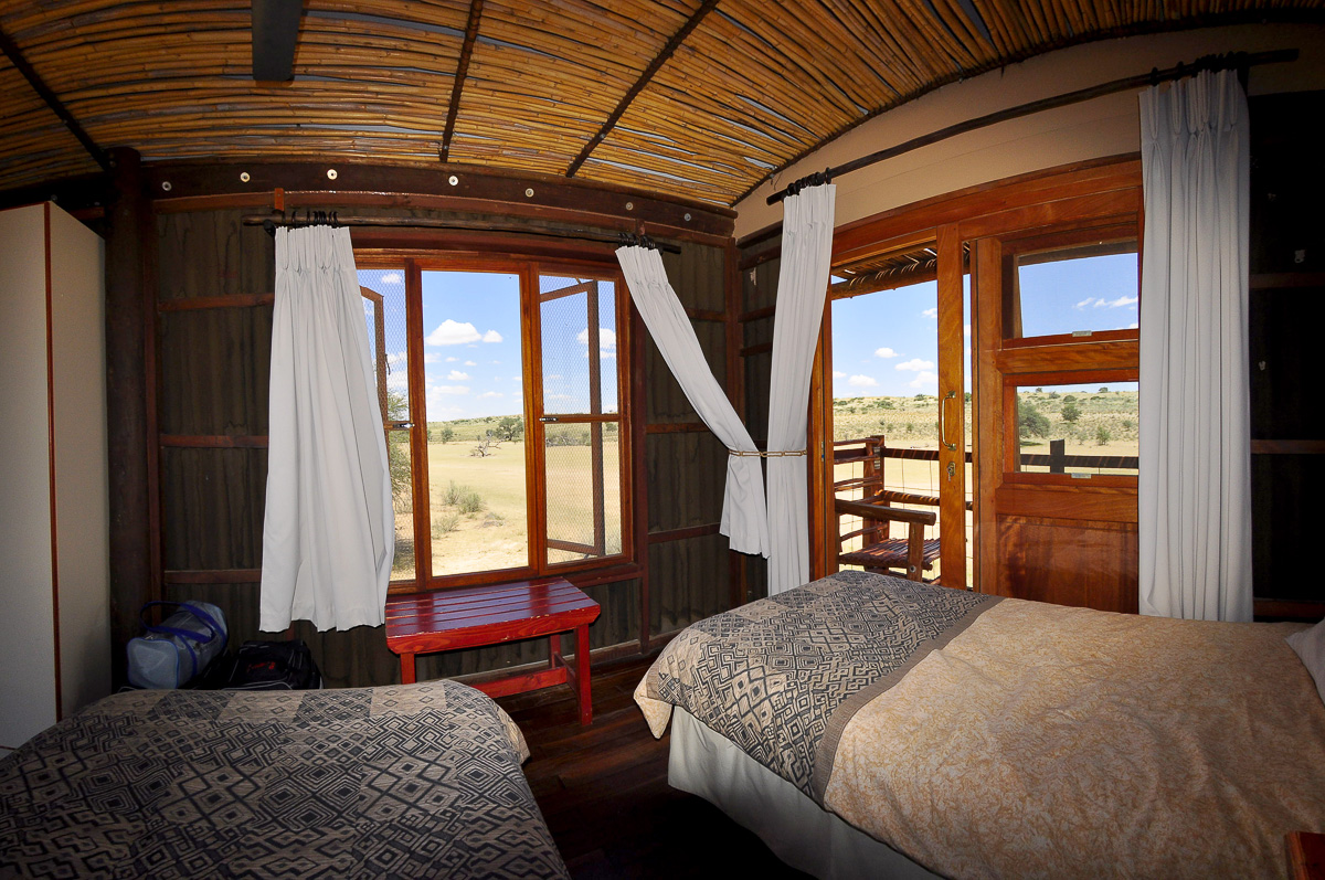 The bedroom in our cabin at Urikaruus