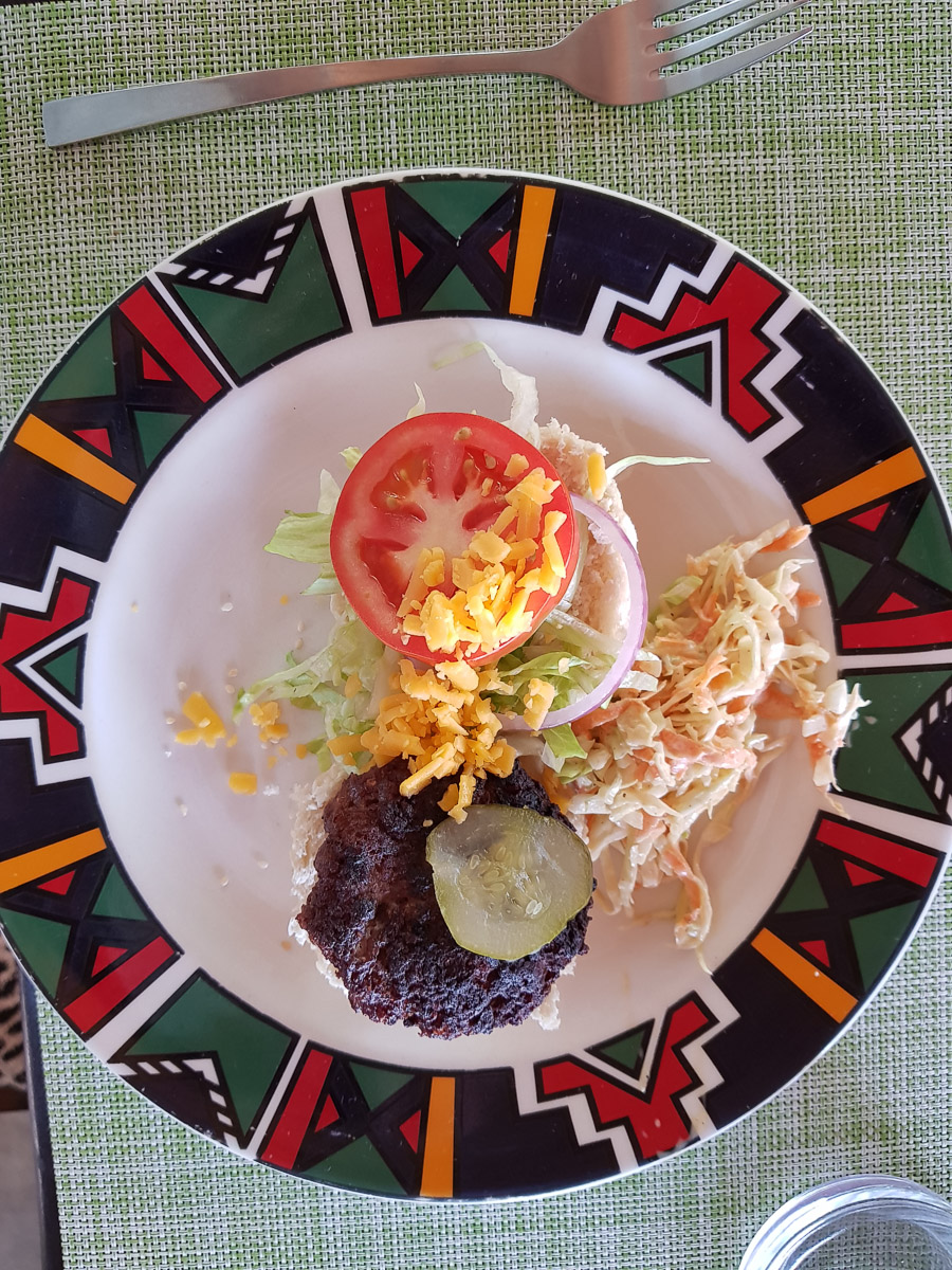 Mosetlha hamburger lunch