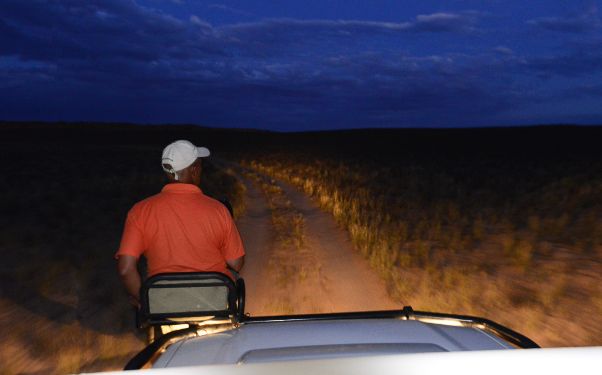 night drive at !Xaus lodge