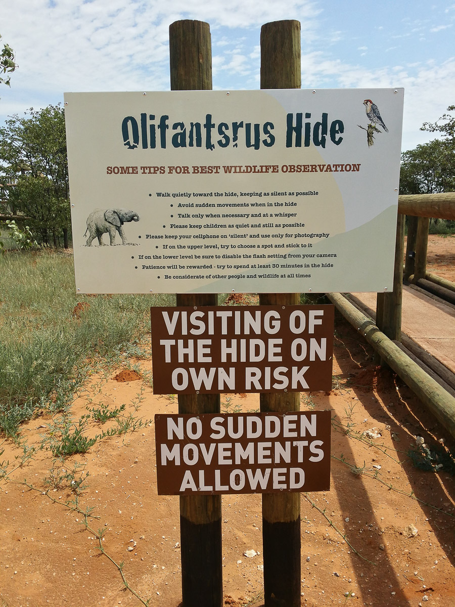 signage to the hide at Olifantsrus