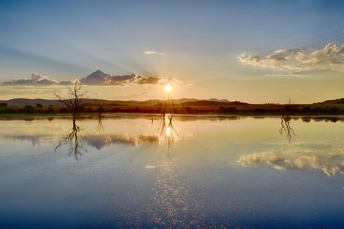 sunset at Tshukudu dam