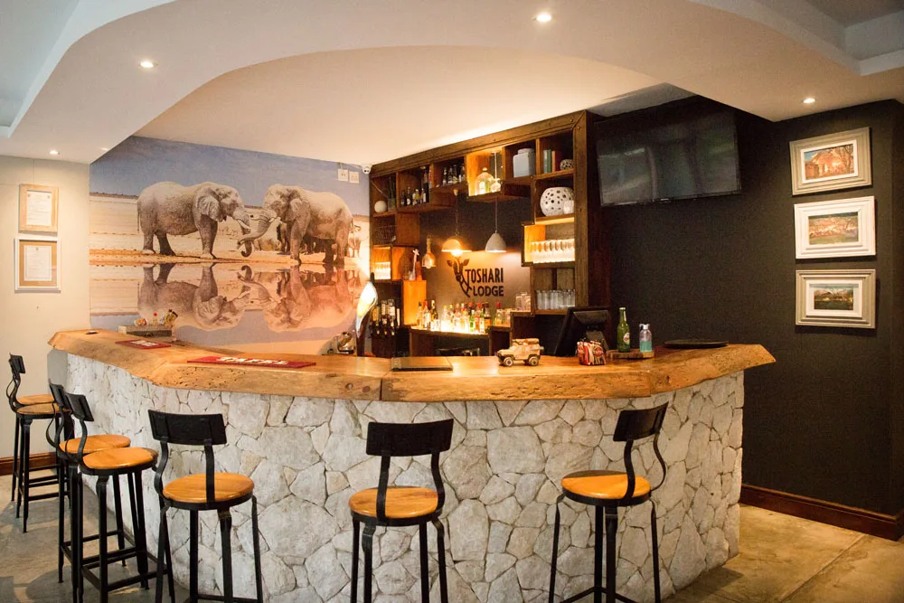 Toshari Lodges Bar area
