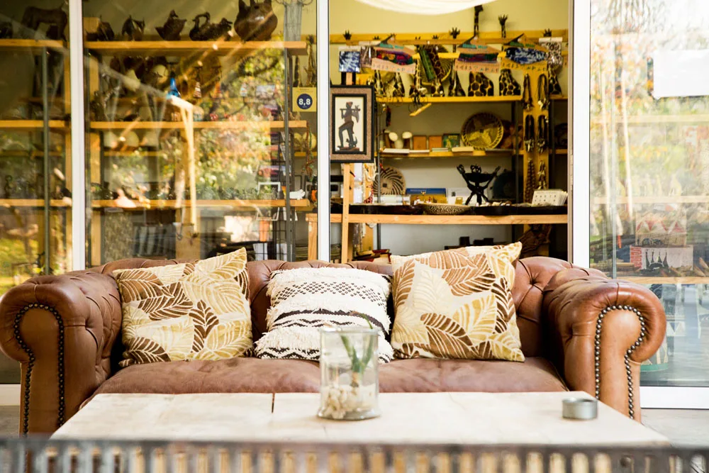 Toshari Lodges curio shop