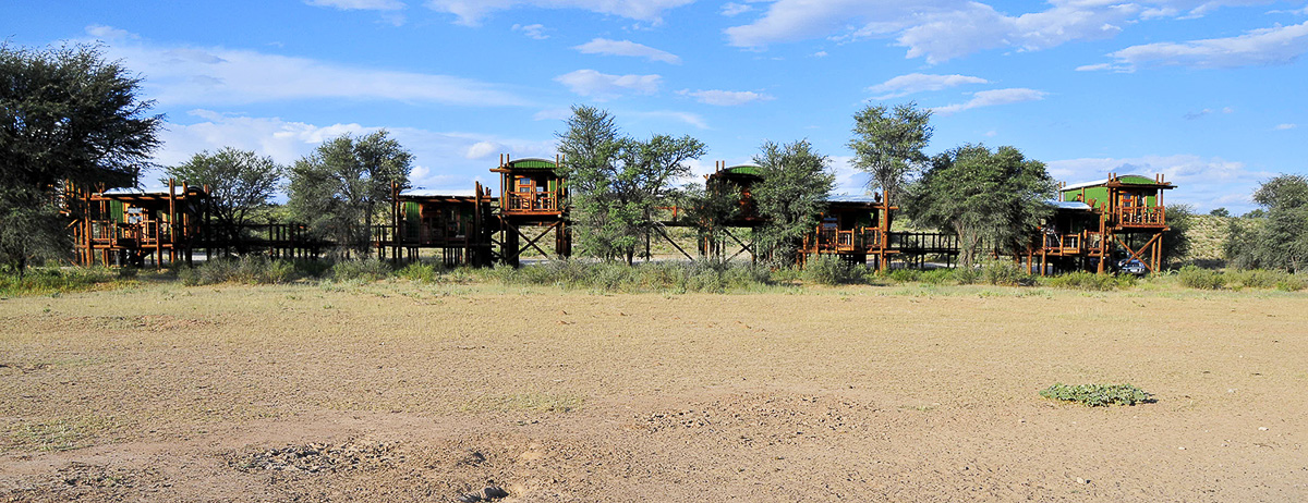 panoramic view of Urikaruus Wilderness camp