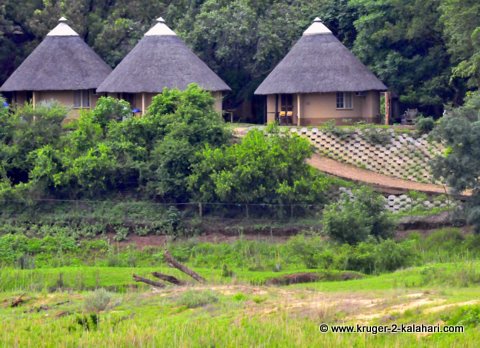 Letaba bungalows with river view Letaba bungalows with river view